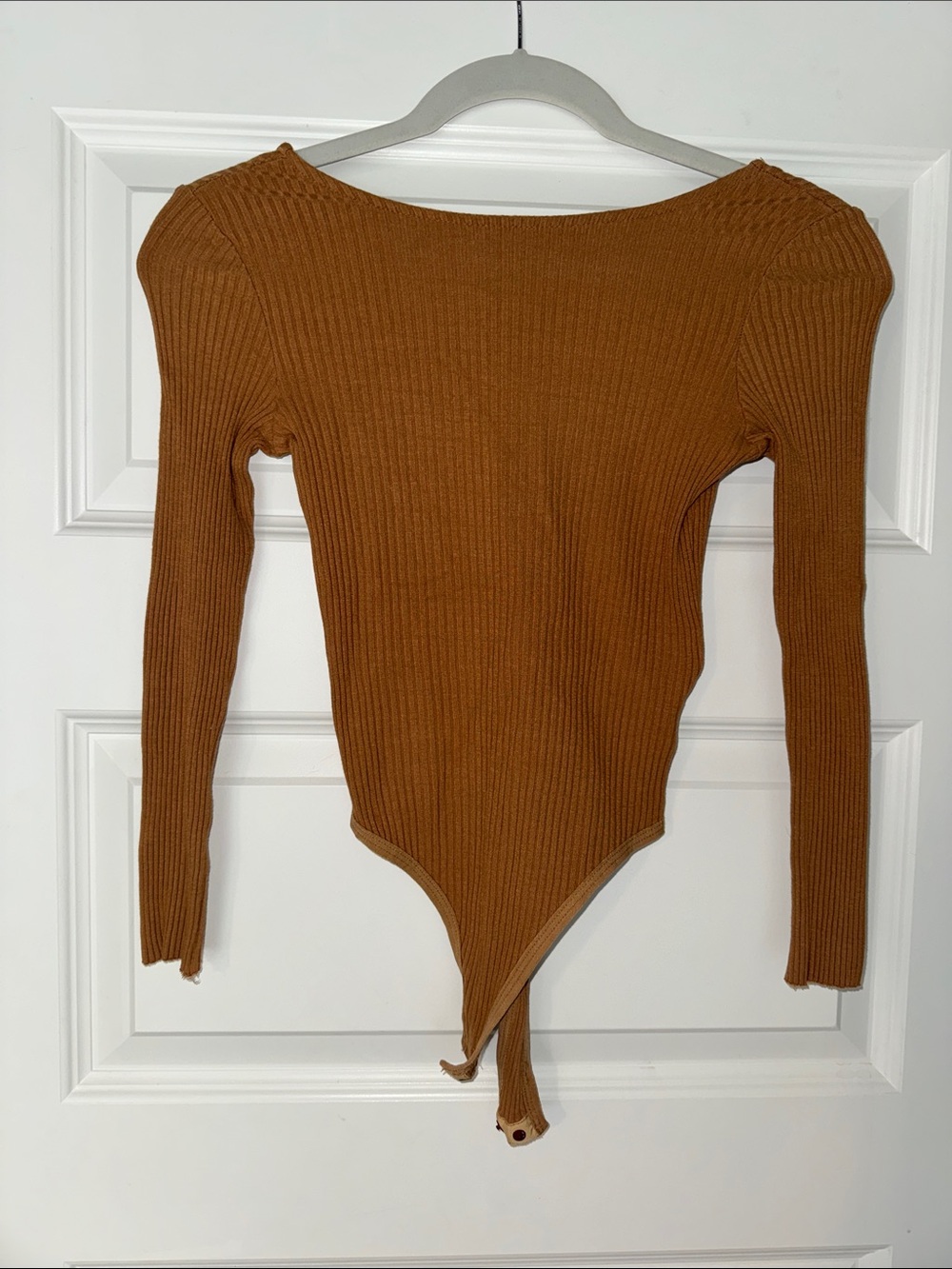Ribbed Long-Sleeve Bodysuit in Rust